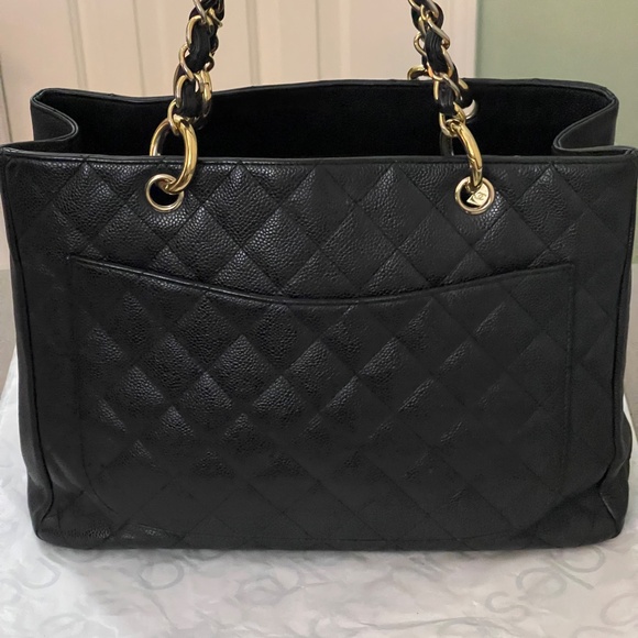 Chanel Interlocking CC Logo Black Quilted Caviar Leather Grand Shopper Tote Bag - Picture 2 of 2